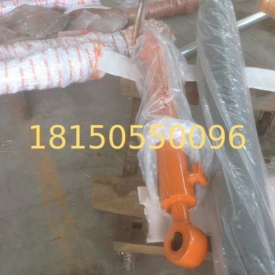 Hitachi EX60-3 bucket hydraulic cylinder