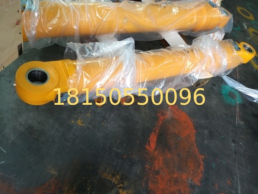 94024136    Liehberr 934 bucket  hydraulic cylinder