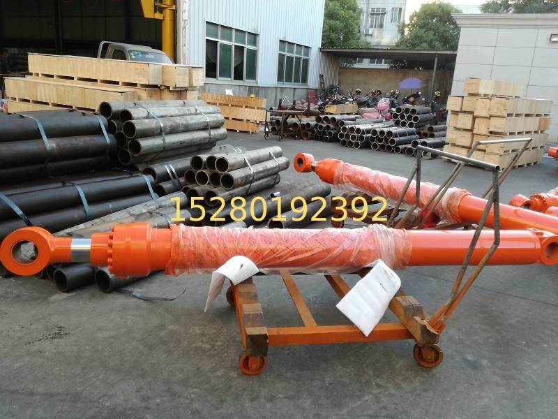 Doosan DX700  arm boom and bucket hydraulic cylinders oil cylinders high quality parts